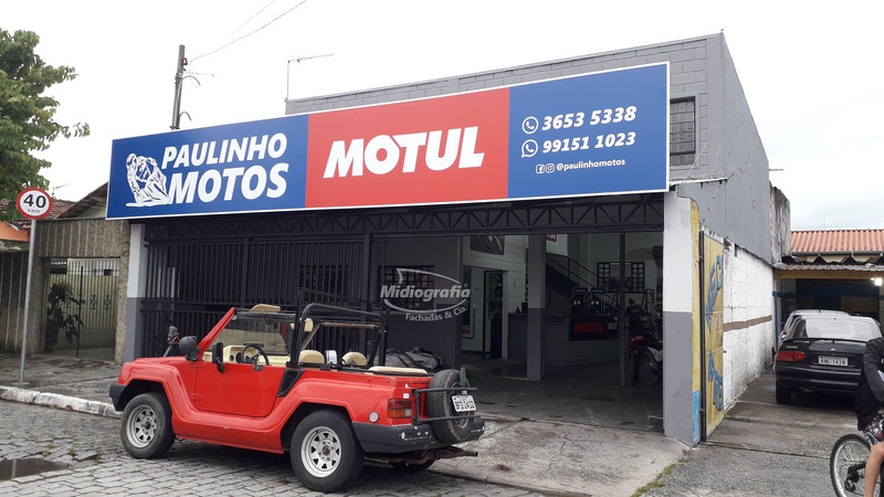 Placa em lona