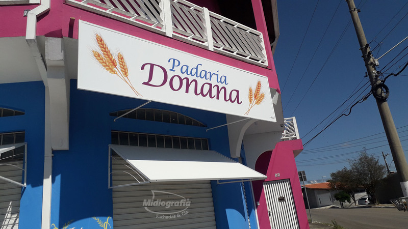 Placa em lona